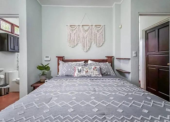 Lsi1 Cozy 2 Bdrm And Steps To Apartamento