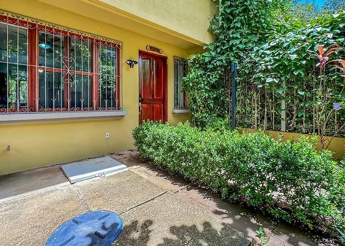 Apartamento Lsi1 Cozy 2 Bdrm And Steps To Tamarindo