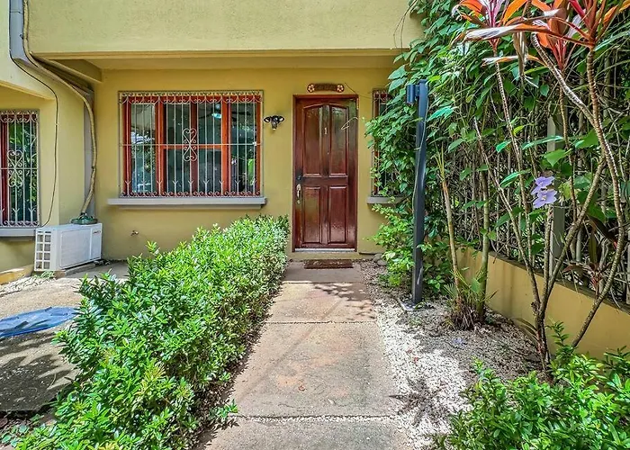 Lsi1 Cozy 2 Bdrm And Steps To Tamarindo