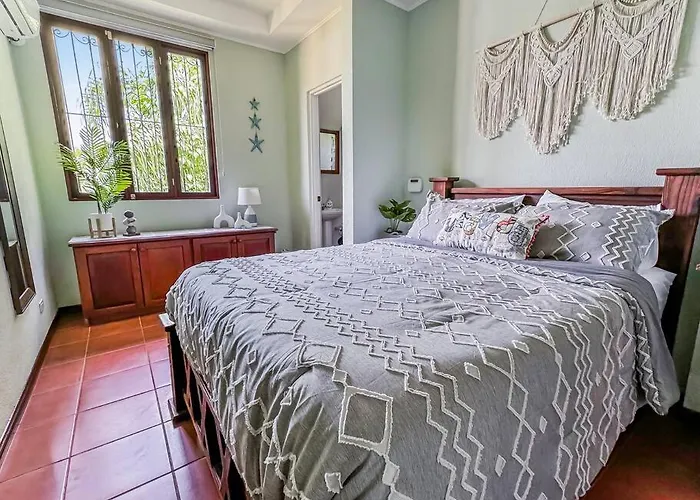 Apartamento Lsi1 Cozy 2 Bdrm And Steps To *
