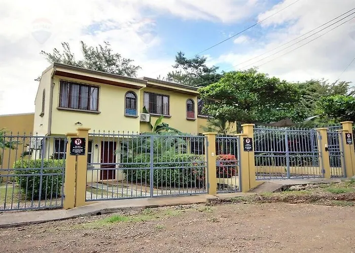 Apartamento Lsi1 Cozy 2 Bdrm And Steps To *