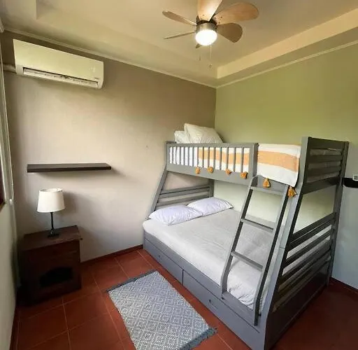 Apartamento Lsi1 Cozy 2 Bdrm And Steps To Tamarindo