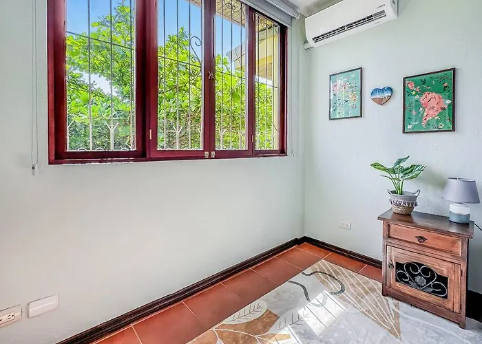 Lsi1 Cozy 2 Bdrm And Steps To Tamarindo